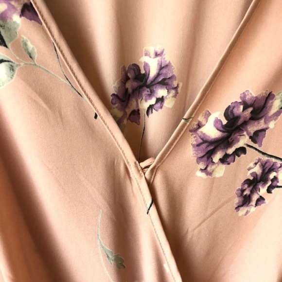 Sienna Sky Gorgeous Floral Blush Jumpsuit Sz L - Picture 5 of 5